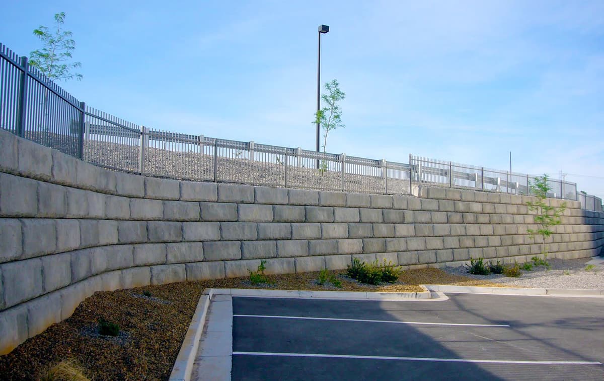 Redi-Rock® Freestanding Wall - Corner Blocks | Jensen Precast